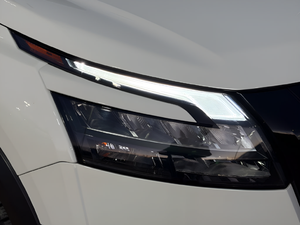 Certified 2025 Nissan Pathfinder Rock Creek AWD/4WD image 9