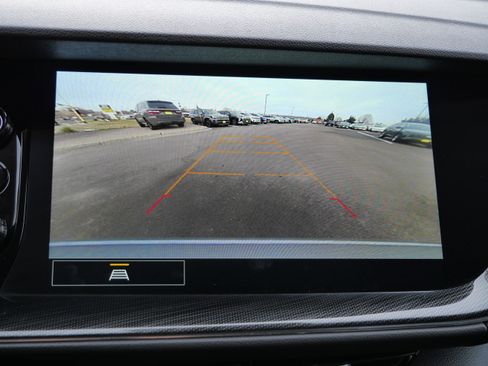 Used 2023 Buick Envision Essence image 35