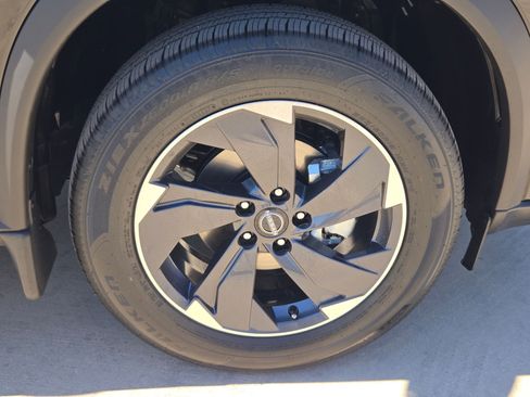 New 2026 Nissan Rogue SV w/ Cold Weather Package FWD image 21