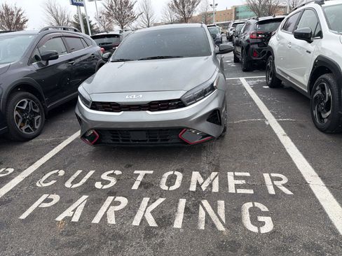 Used 2023 Kia Forte GT image 5