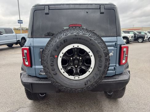 New 2025 Ford Bronco Badlands image 6