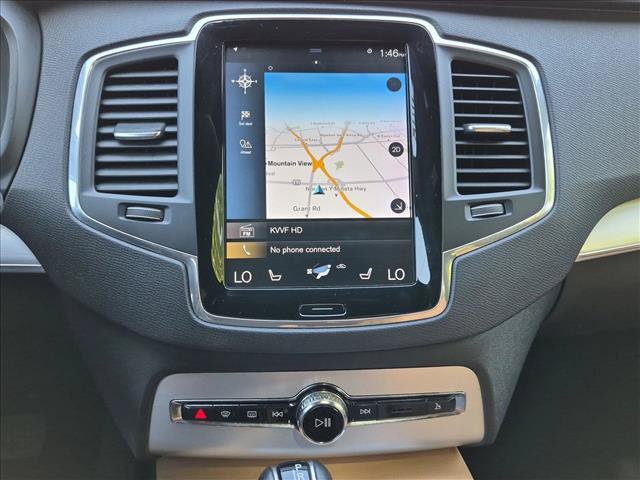 Used 2018 Volvo XC90 T5 Momentum w/ Convenience Package FWD image 15