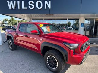 Used 2025 Toyota Tacoma TRD Off-Road AWD/4WD video 1