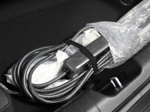 Used 2024 Hyundai Ioniq 6 SE RWD image 29
