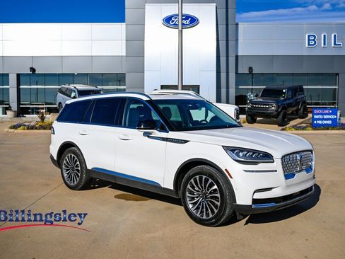 Used 2023 Lincoln Aviator Reserve image 1