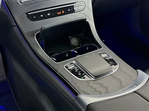 Certified 2022 Mercedes-Benz GLC 300 image 7