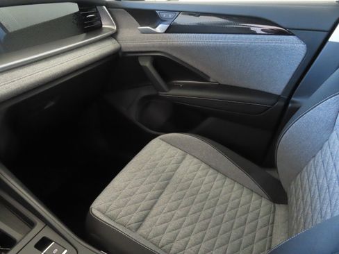 New 2026 Volkswagen Tiguan S FWD image 21