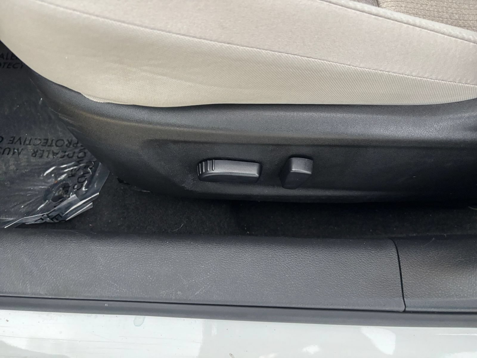 Used 2025 Nissan Altima 2.5 SV FWD image 21