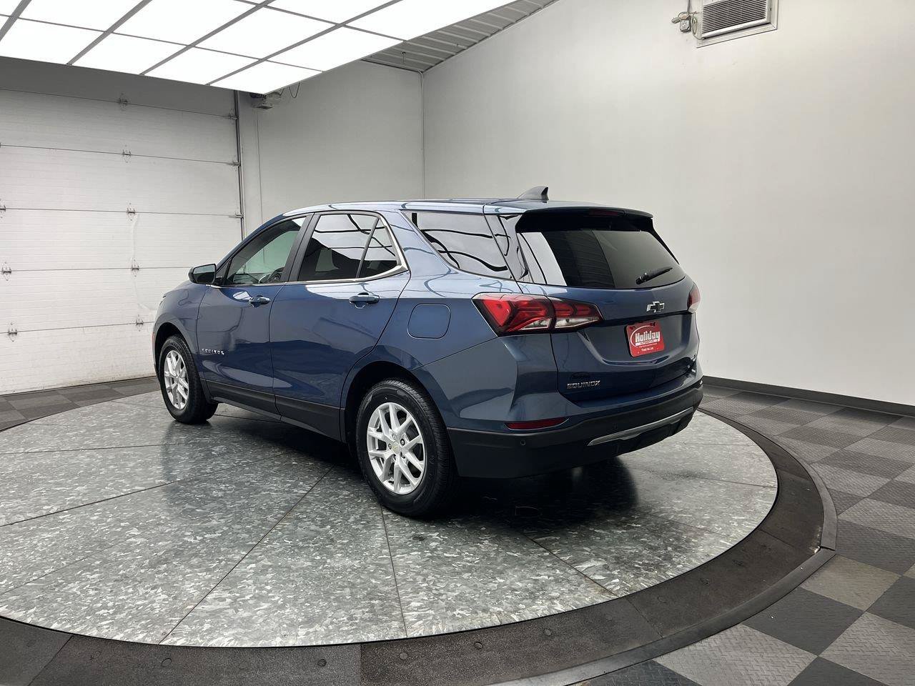 Used 2024 Chevrolet Equinox LT w/ LPO, Floor Liner Package AWD/4WD image 2