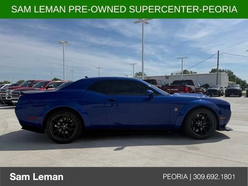 Used 2021 Dodge Challenger R/T Scat Pack RWD image 4