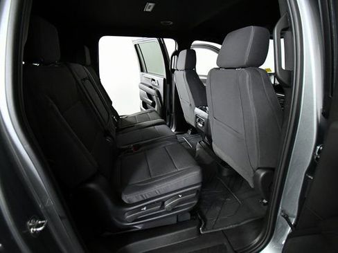 New 2026 Chevrolet Suburban LS image 23