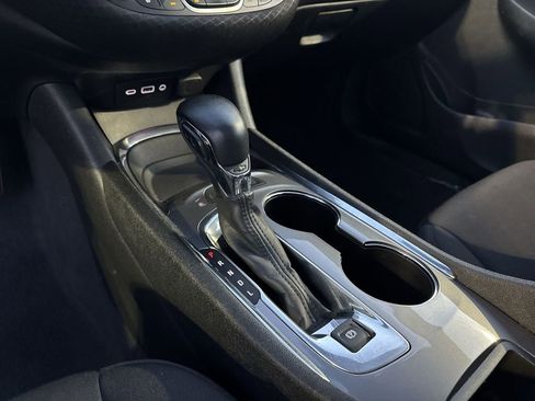 Used 2023 Chevrolet Malibu LT w/ Sport Edition image 20