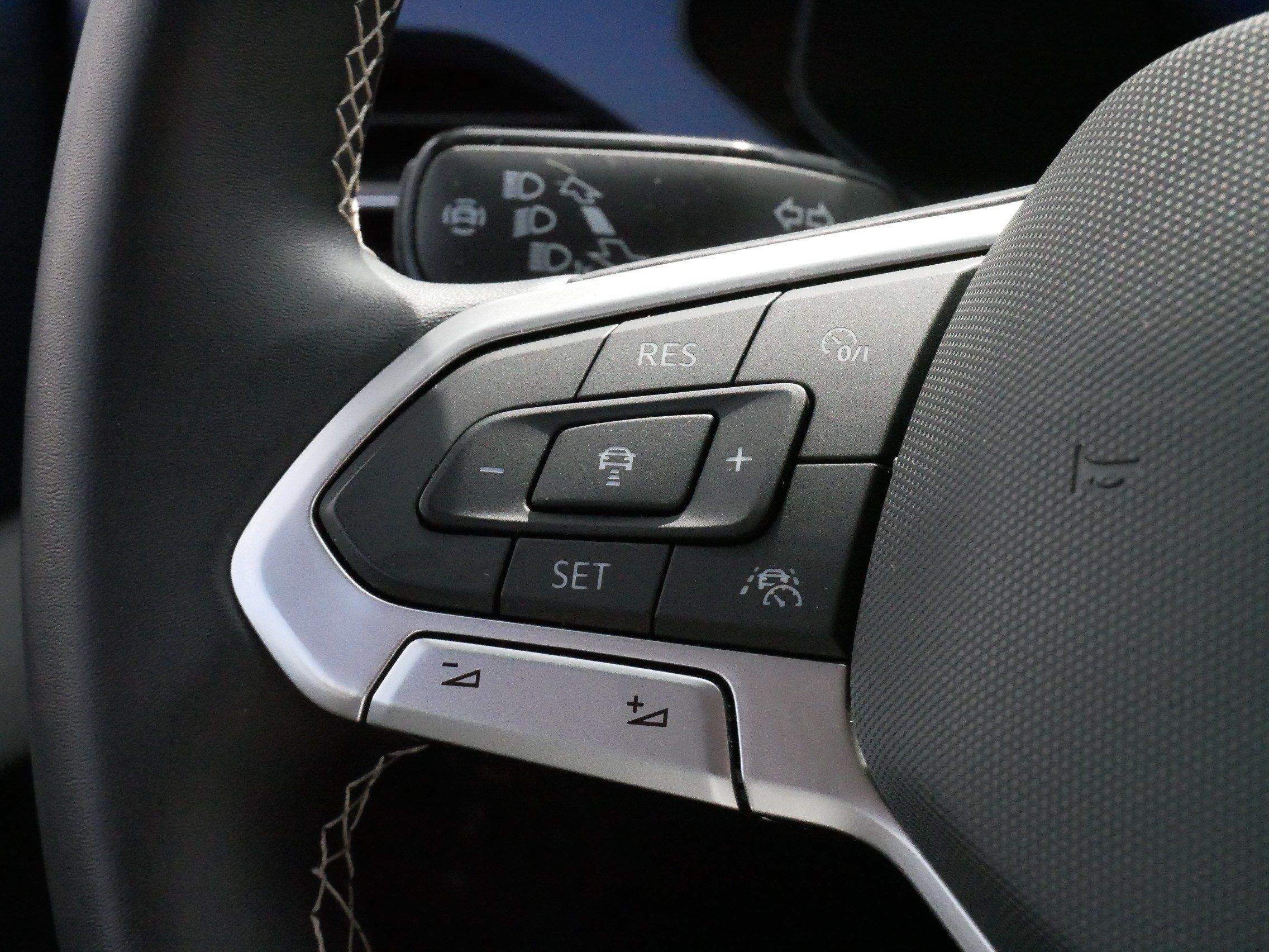 Certified 2023 Volkswagen Taos SE AWD/4WD image 26