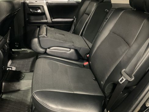 Used 2018 Toyota 4Runner Limited image 39