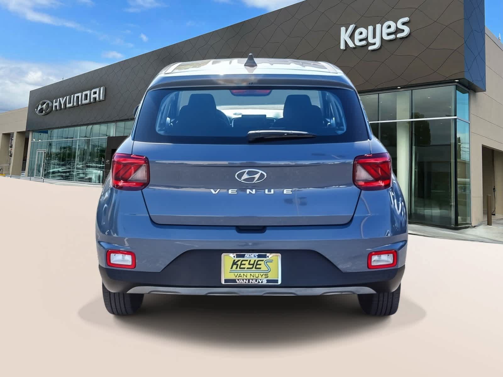 Used 2020 Hyundai Venue SE FWD image 6