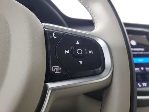 Certified 2025 Volvo XC90 T8 Core AWD/4WD image 28