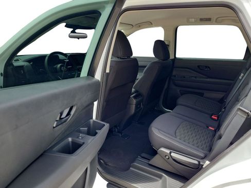 Used 2025 Nissan Pathfinder SV w/ Cargo Package image 21