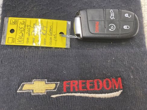 Used 2019 Dodge Charger R/T w/ Plus Group image 28