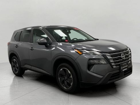 Certified 2025 Nissan Rogue SV image 1