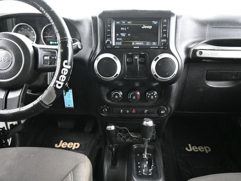 Used 2014 Jeep Wrangler Sahara w/ Dual Top Group AWD/4WD image 18