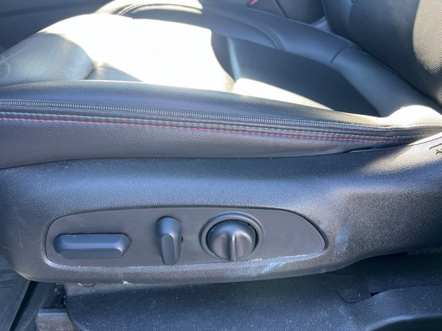 Used 2023 Chevrolet Traverse RS w/ LPO, Floor Liner Package AWD/4WD image 24