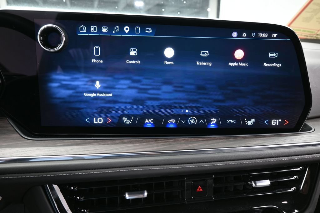 Used 2025 Chevrolet Tahoe LT w/ Comfort Package RWD image 29