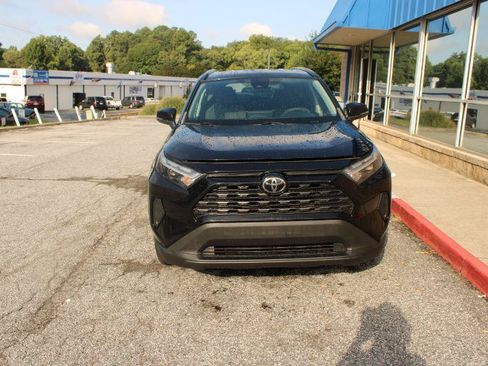 Used 2023 Toyota RAV4 XLE FWD image 2
