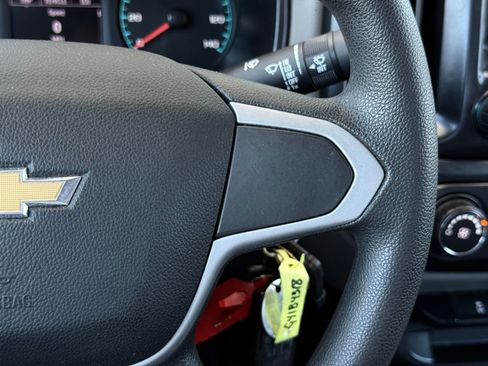 Used 2015 Chevrolet Colorado W/T w/ WT Convenience Package RWD image 21