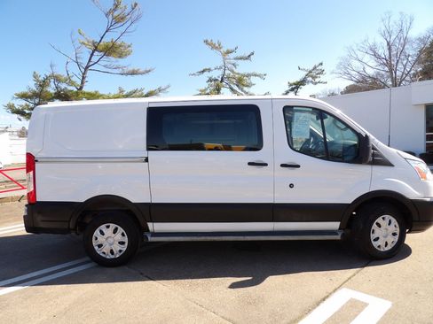 Used 2019 Ford Transit 250 130 Low Roof w/ Exterior Upgrade Package image 2