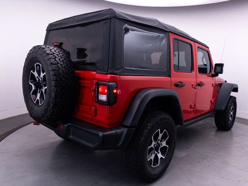 Used 2022 Jeep Wrangler Unlimited Rubicon w/ Cold Weather Group AWD/4WD image 18