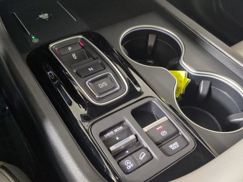 Certified 2025 Honda Pilot Elite image 28