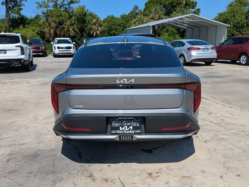 Certified 2025 Kia K4 EX FWD image 7