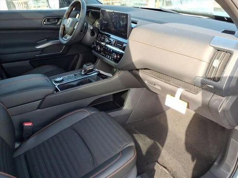 New 2026 Nissan Pathfinder SV image 20