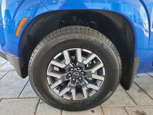 Certified 2024 Nissan Frontier SL w/ Technology Package RWD image 30