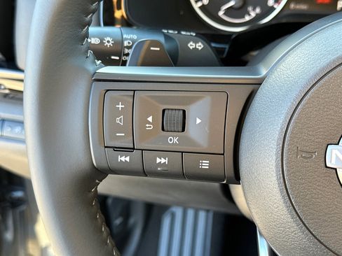 New 2025 Nissan Pathfinder SV w/ SV Premium Package image 27