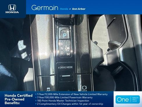 Used 2024 Toyota Crown Platinum AWD/4WD image 29