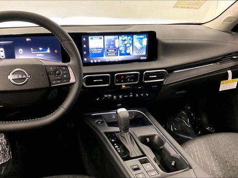 New 2026 Nissan Sentra SV w/ SV Convenience Package FWD image 7