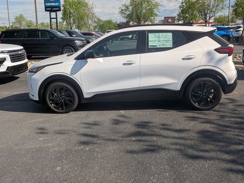 New 2027 Chevrolet Bolt RS FWD image 5
