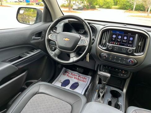 Used 2019 Chevrolet Colorado Z71 image 26