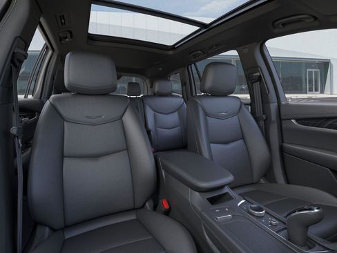 New 2025 Cadillac XT6 Premium Luxury w/ LPO, Floor Liner Package FWD image 17