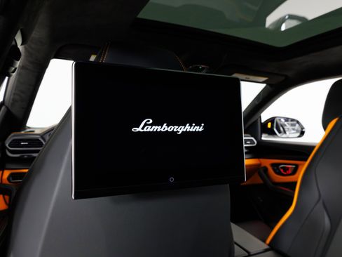 Used 2024 Lamborghini Urus S image 58