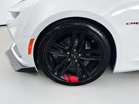 Used 2022 Chevrolet Camaro SS w/ Redline Edition RWD image 33