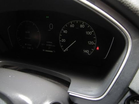 Certified 2025 Honda Pilot Sport image 4