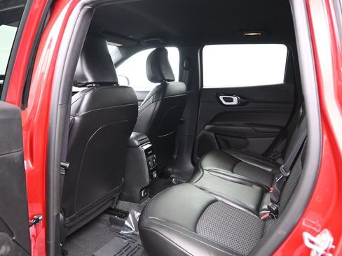 New 2026 Jeep Compass Latitude AWD/4WD image 27