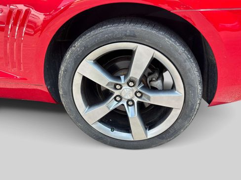 Used 2010 Chevrolet Camaro LT w/ RS Package RWD image 8