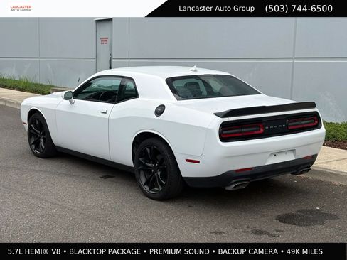 Used 2016 Dodge Challenger R/T w/ Blacktop Package RWD image 4
