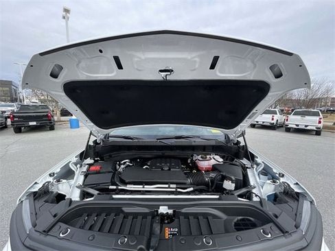 New 2025 Chevrolet Silverado 1500 Custom AWD/4WD image 31