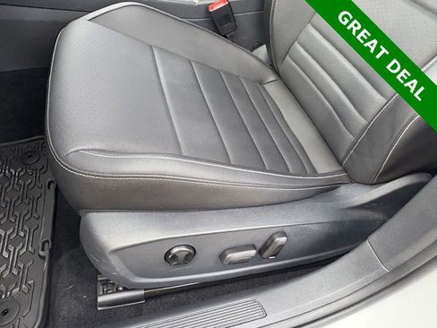 Used 2021 Volkswagen Jetta SE image 29