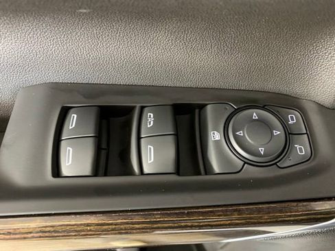 Used 2020 GMC Sierra 1500 Elevation w/ Elevation Value Package AWD/4WD image 29