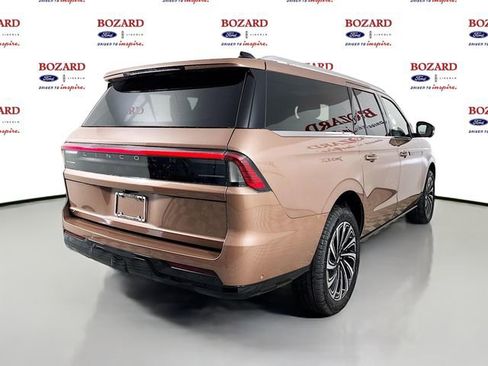 New 2025 Lincoln Navigator L Black Label image 7